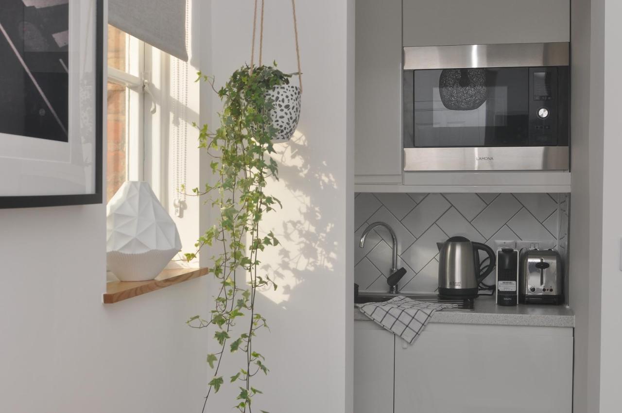 Bridge Street Apartments. Boutique Style Luxury, In The Heart Of Taunton. Zewnętrze zdjęcie